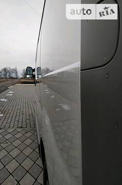 Вантажопасажирський фургон Renault Trafic 2012 в Волновасі