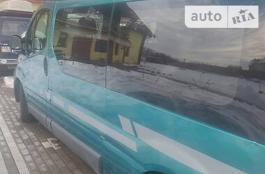 Мінівен Renault Trafic 2004 в 