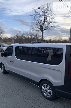 Мінівен Renault Trafic 2015 в Луцьку