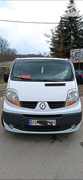 Минивэн Renault Trafic 2008 в Тульчине