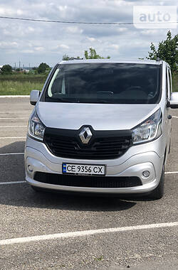 Минивэн Renault Trafic 2016 в 