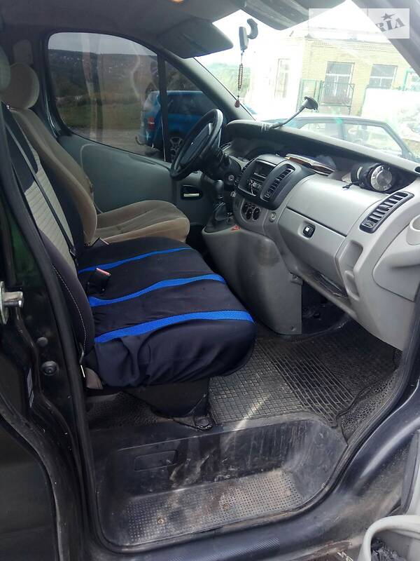 Минивэн Renault Trafic 2005 в Харькове фото 5 Минивэн Renault Trafic 2005 в Харькове