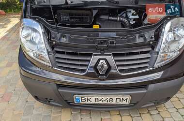 Минивэн Renault Trafic 2012 в Костополе