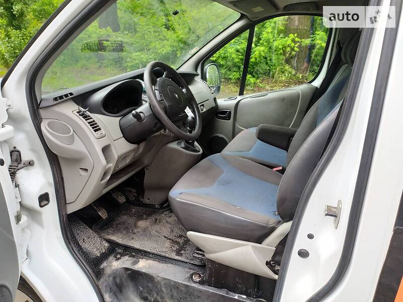 Грузовой фургон Renault Trafic 2010 в Каменском фото 13 Грузовой фургон Renault Trafic 2010 в Каменском