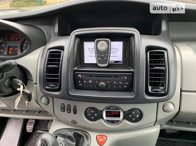 Вантажний фургон Renault Trafic 2013 в Рівному