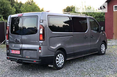 Мінівен Renault Trafic 2017 в 