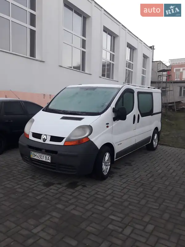 Минивэн Renault Trafic 2005 в 
