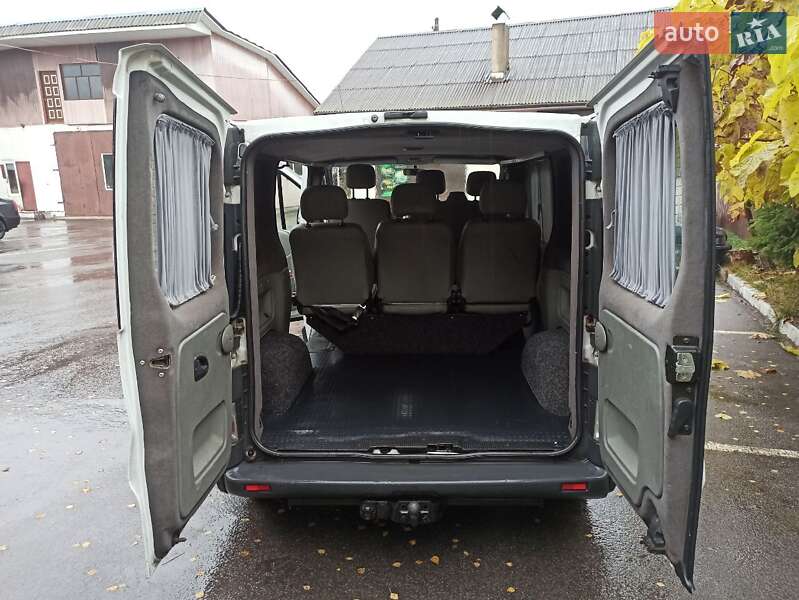 Мінівен Renault Trafic 2005 в Києві