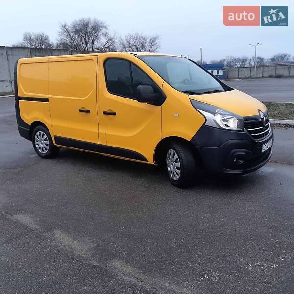 Грузовой фургон Renault Trafic 2017 в Днепре