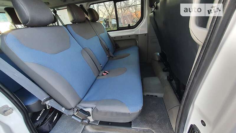 Мінівен Renault Trafic 2011 в Івано-Франківську фото 10 Мінівен Renault Trafic 2011 в Івано-Франківську