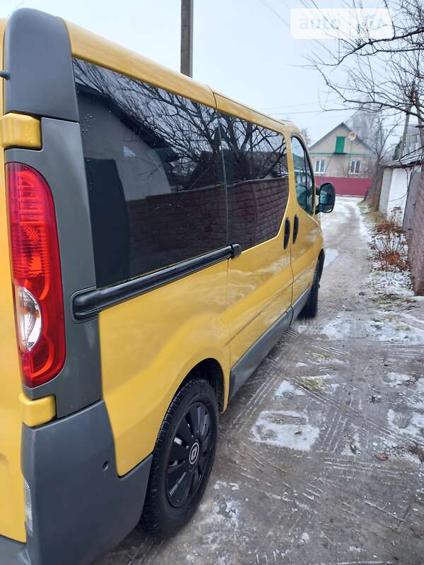 Мінівен Renault Trafic 2008 в Полонному