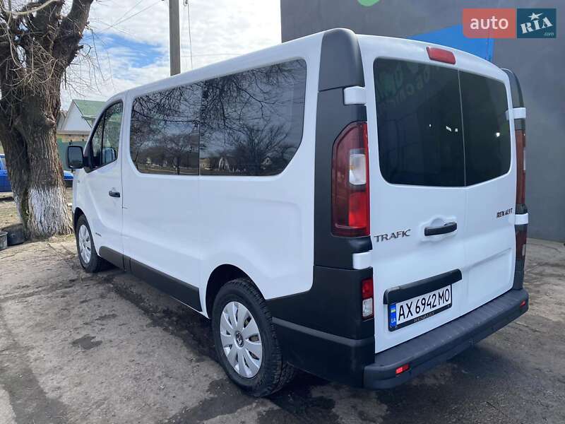 Минивэн Renault Trafic 2016 в Арцизе