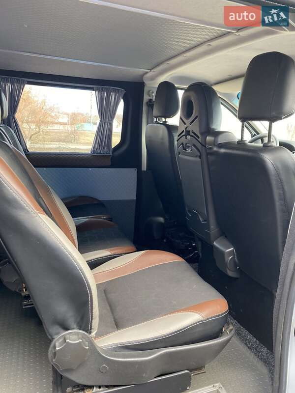 Минивэн Renault Trafic 2016 в Арцизе