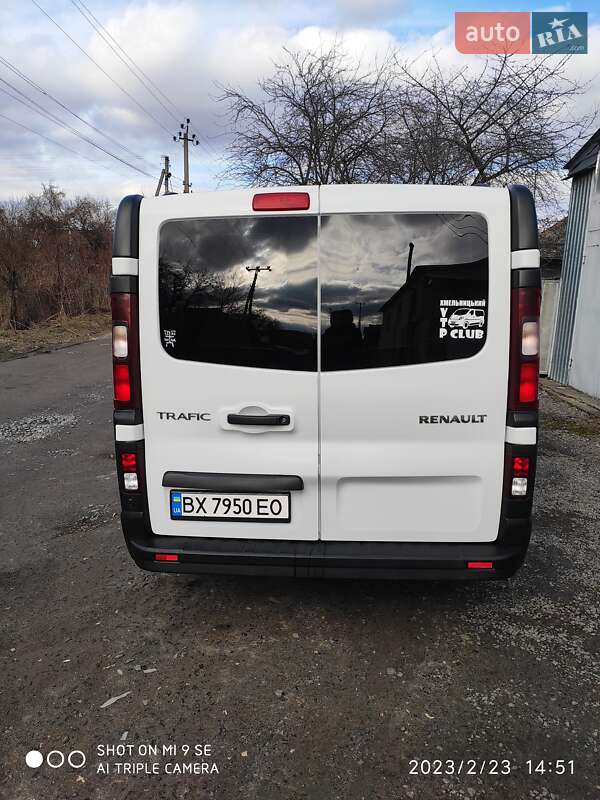Минивэн Renault Trafic 2015 в Хмельницком