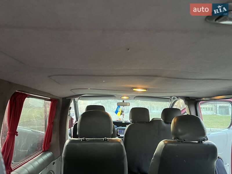 Минивэн Renault Trafic 2006 в Ивано-Франковске