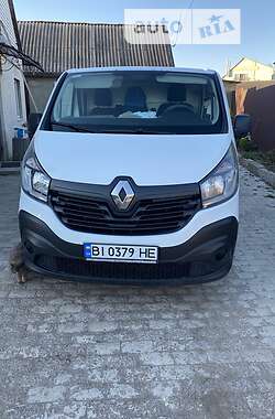 Вантажний фургон Renault Trafic 2017 в Полтаві