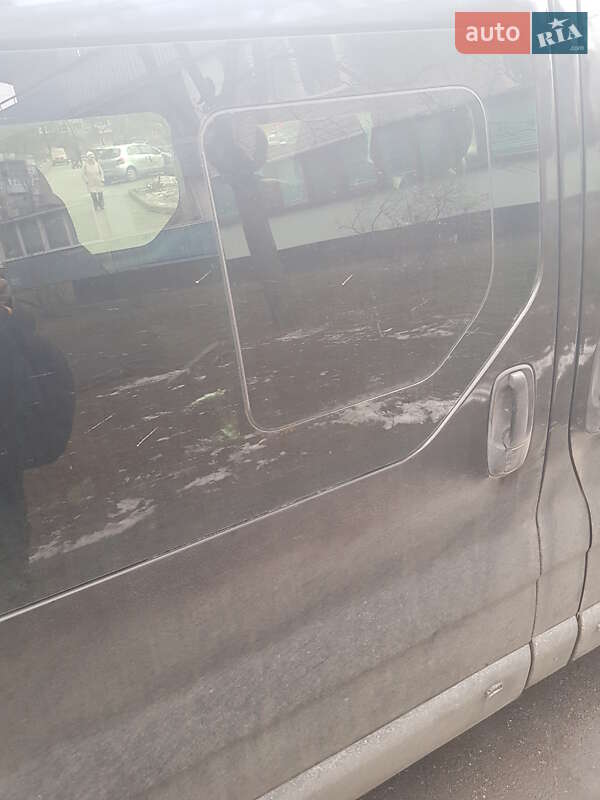 Минивэн Renault Trafic 2006 в Киеве