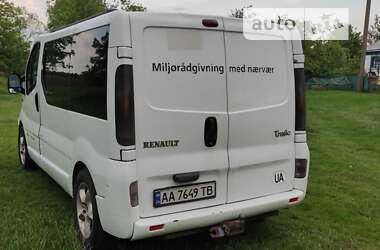 Минивэн Renault Trafic 2002 в 