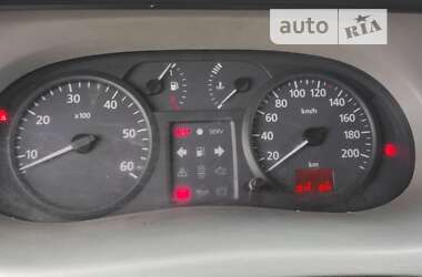 Минивэн Renault Trafic 2002 в 