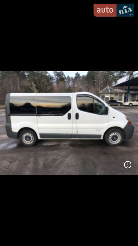 Мінівен Renault Trafic 2004 в Радивиліві