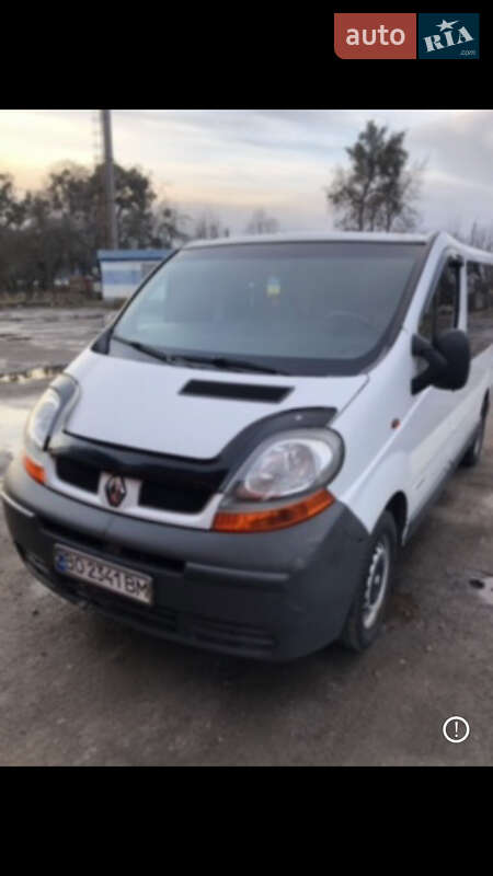 Мінівен Renault Trafic 2004 в Радивиліві