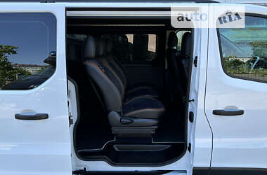 Минивэн Renault Trafic 2021 в 