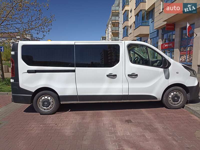 Мінівен Renault Trafic 2015 в Львові фото 5 Мінівен Renault Trafic 2015 в Львові