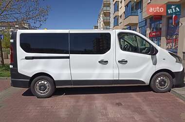 Мінівен Renault Trafic 2015 в Львові