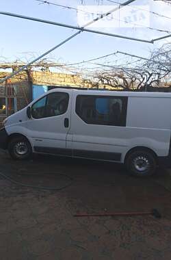 Минивэн Renault Trafic 2005 в Татарбунарах