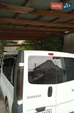 Минивэн Renault Trafic 2004 в Николаеве