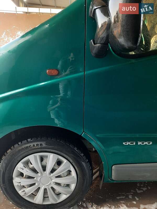 Мінівен Renault Trafic 2002 в Тернополі