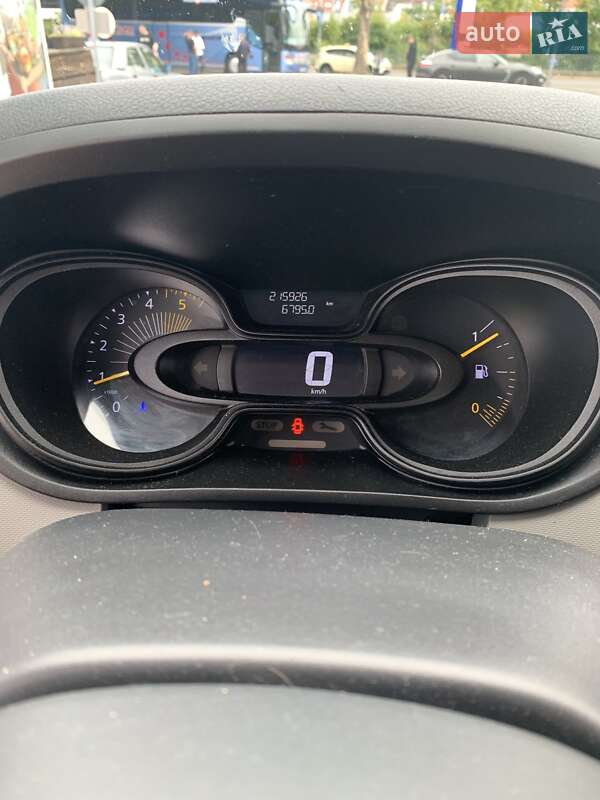 Минивэн Renault Trafic 2015 в Черновцах