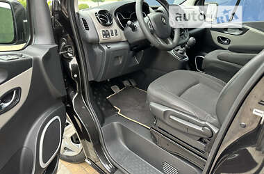 Минивэн Renault Trafic 2019 в 