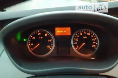 Минивэн Renault Trafic 2010 в 