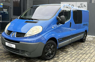 Мінівен Renault Trafic 2011 в Чернівцях