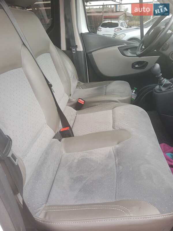 Мінівен Renault Trafic 2016 в Миколаєві