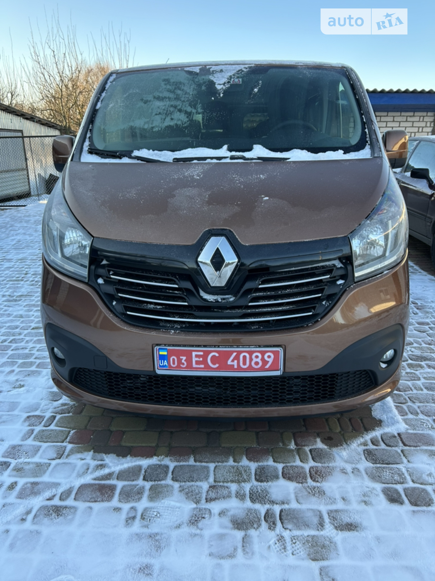 2017 Renault Trafic - мініатюра 2