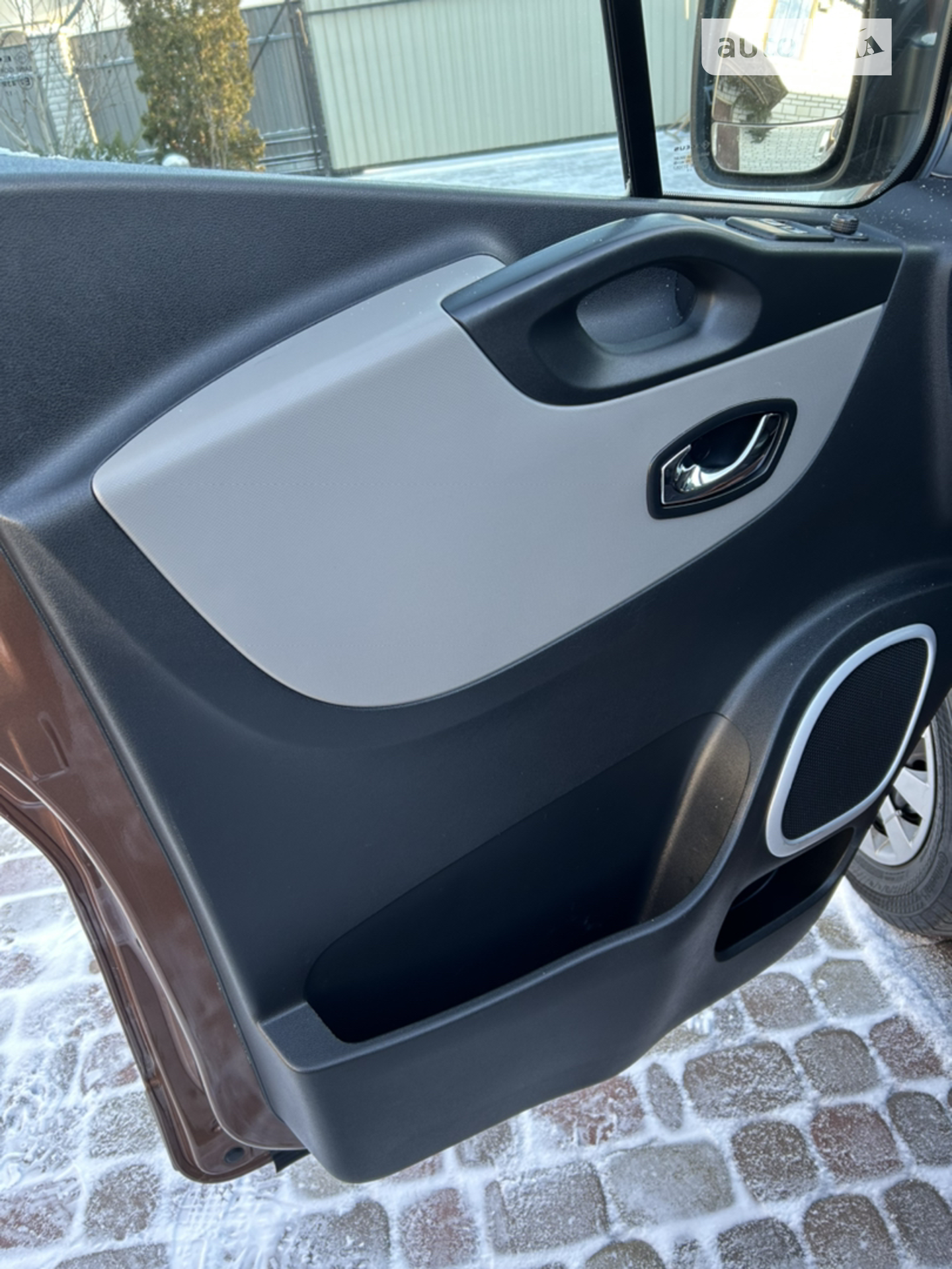 2017 Renault Trafic - мініатюра 10