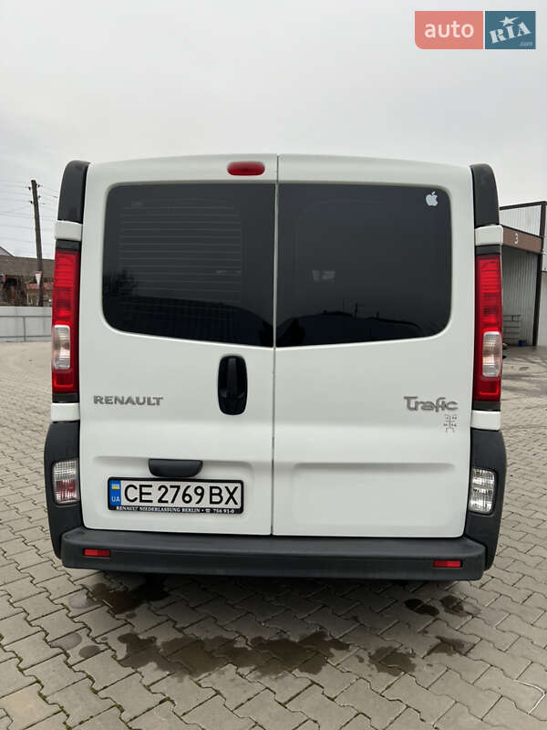 Минивэн Renault Trafic 2006 в Новоселице фото 3 Минивэн Renault Trafic 2006 в Новоселице