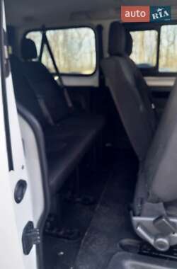 Минивэн Renault Trafic 2017 в 