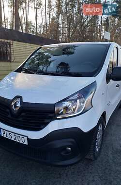 Минивэн Renault Trafic 2017 в 