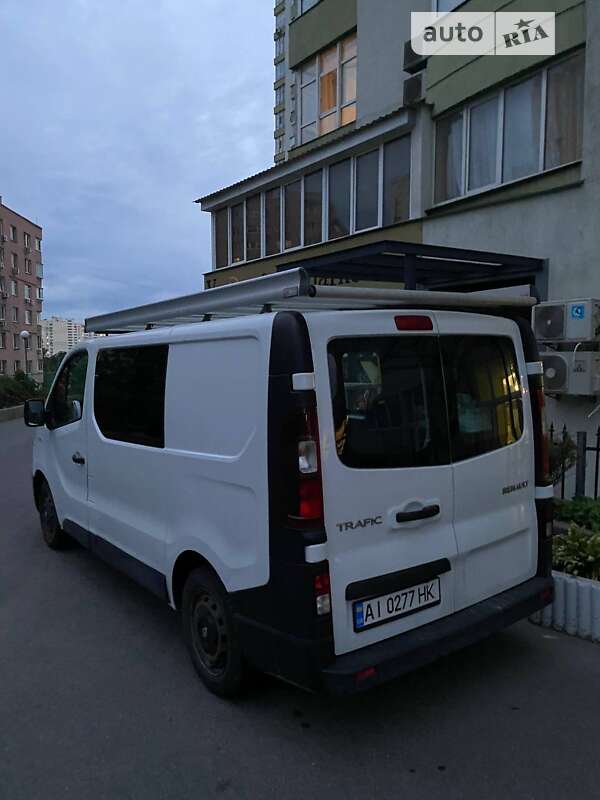Грузопассажирский фургон Renault Trafic 2014 в Киеве