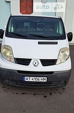 Минивэн Renault Trafic 2009 в Николаеве