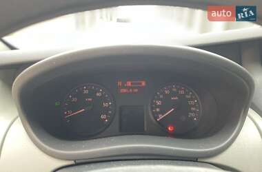 Грузовой фургон Renault Trafic 2014 в 