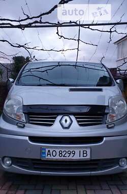 Мінівен Renault Trafic 2011 в Мукачевому