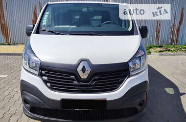 Вантажний фургон Renault Trafic 2017 в Чернівцях