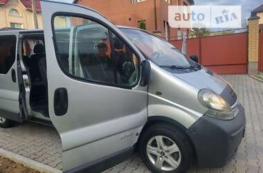 Мінівен Renault Trafic 2004 в Хмельницькому