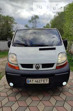 Мінівен Renault Trafic 2005 в Коломиї