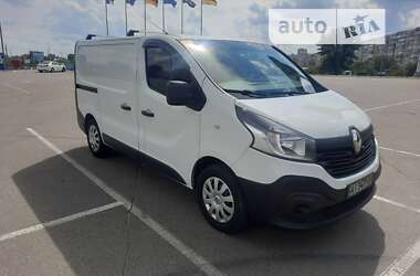 Грузовой фургон Renault Trafic 2016 в 