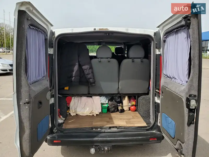Минивэн Renault Trafic 2007 в 